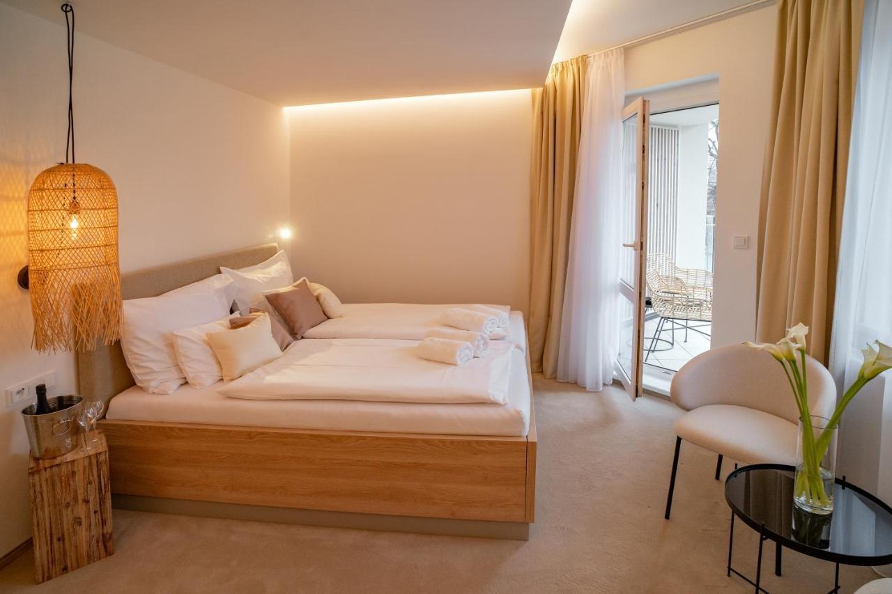 Hotel U Kaplicky Pisek  Ngoại thất bức ảnh