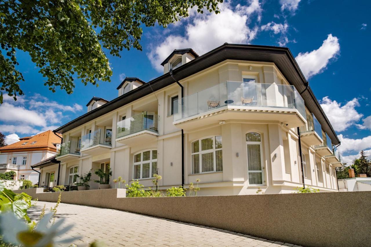 Hotel U Kaplicky Pisek  Ngoại thất bức ảnh