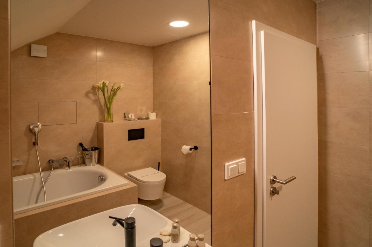 Hotel U Kaplicky Pisek  Ngoại thất bức ảnh