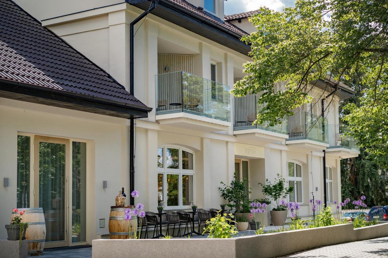 Hotel U Kaplicky Pisek  Ngoại thất bức ảnh